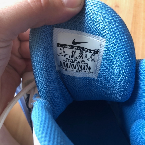 Nike Flywire Blue and White Adult Football cleats - Picture 3 of 9